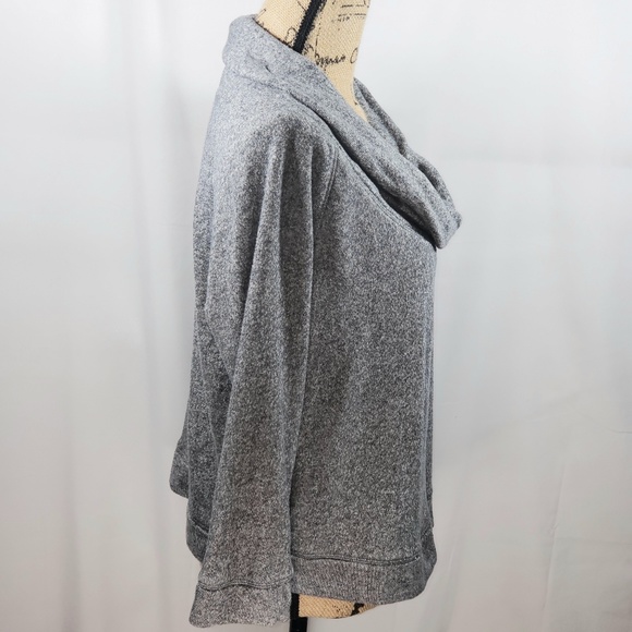Express gray cowl neck sweatshirt size small - Picture 5 of 6